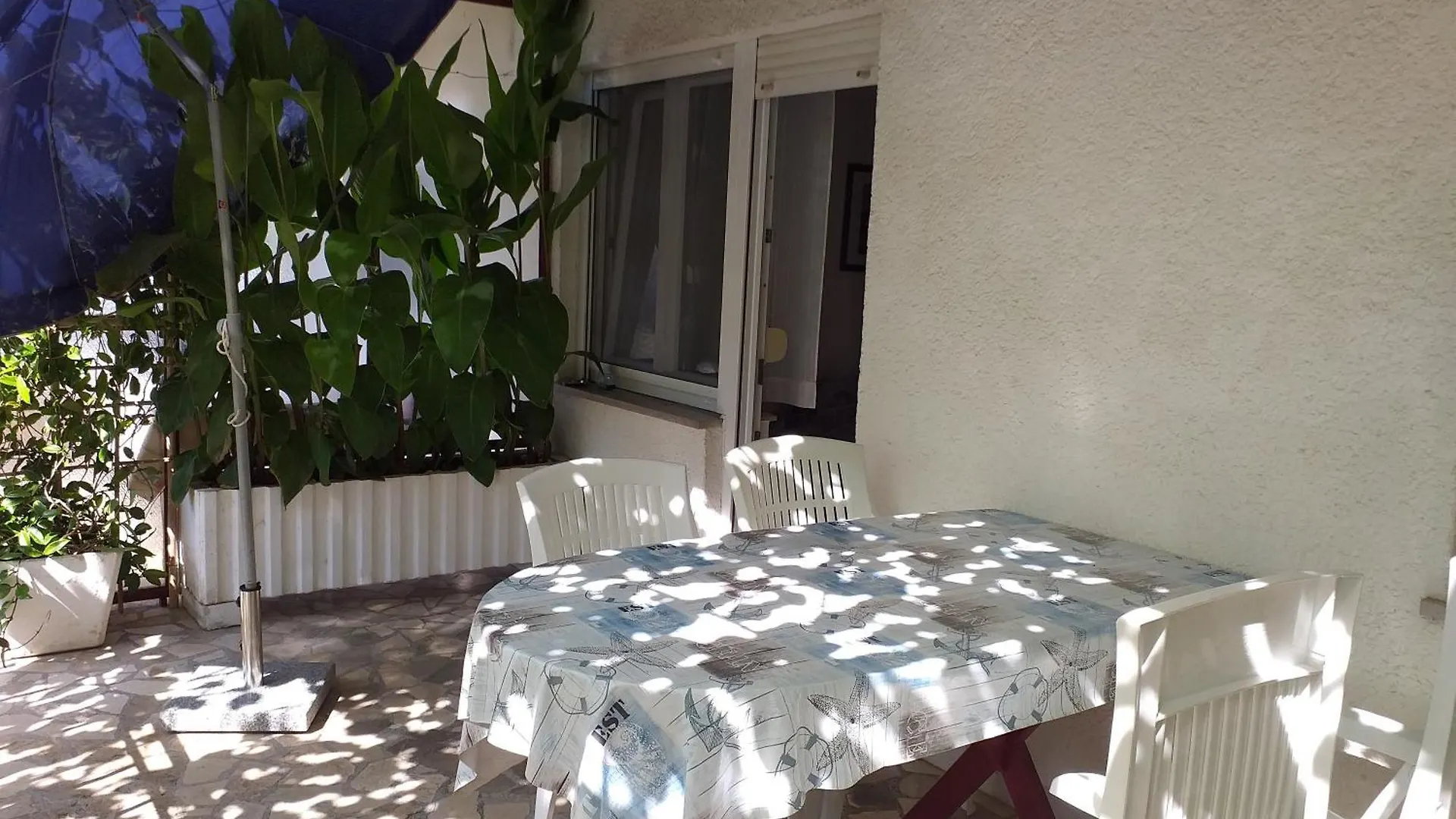 Levak Apartments - Apt. 2 Pjescana Uvala